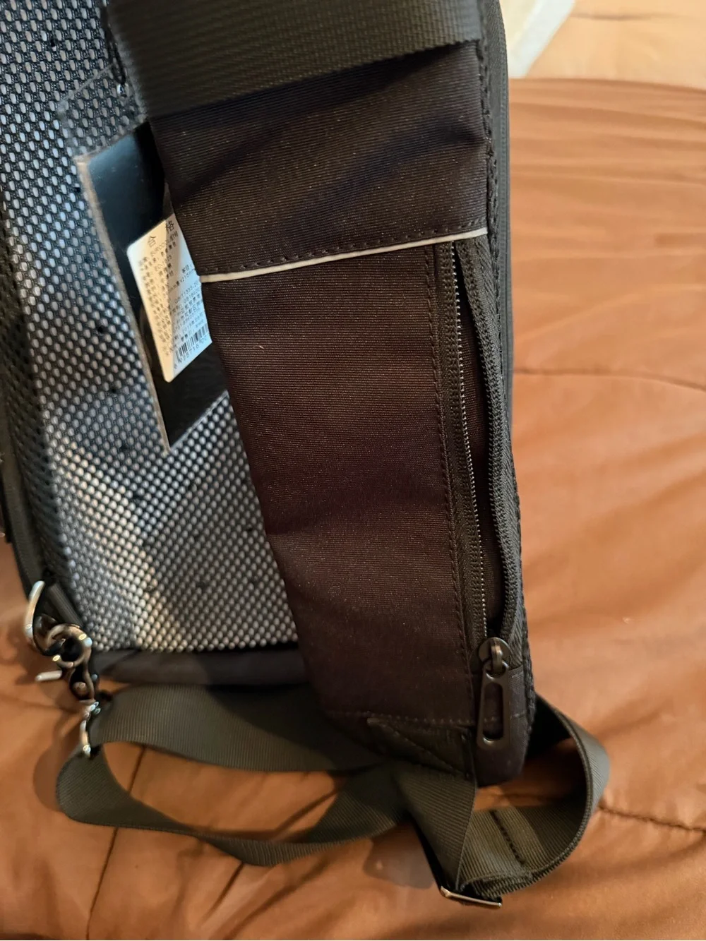 Black Men’s Anti-Theft Backpack